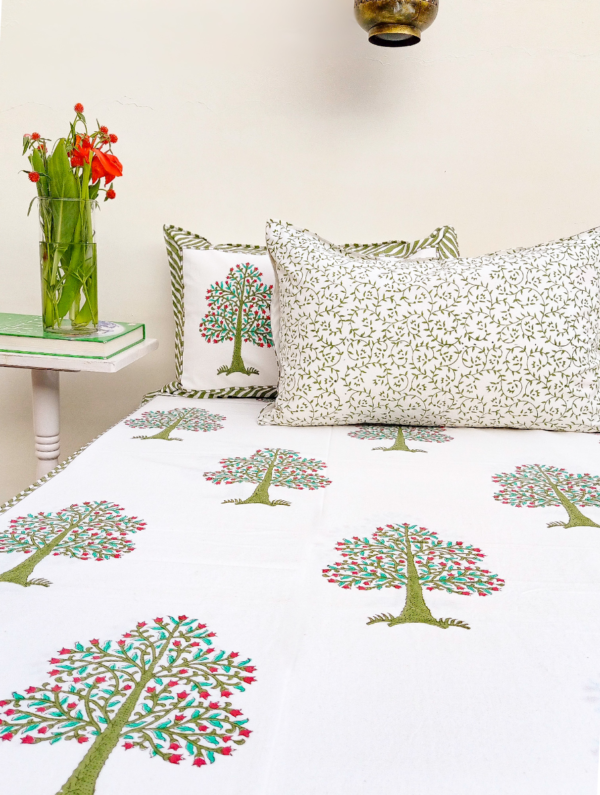 Exotic Flowers Cotton Hand Block Printed Bedsheet With Pillowcase (L-108 In X W-90 In)