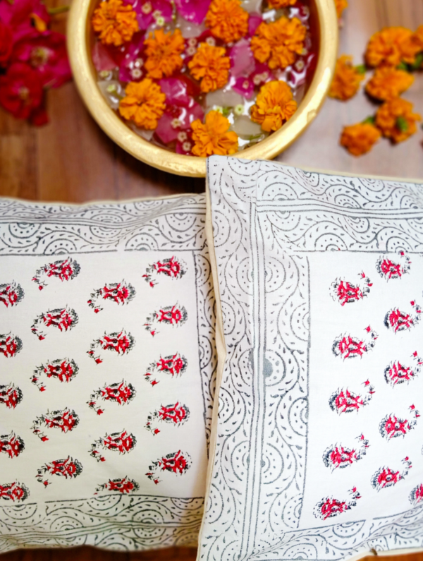 Posey Cotton Hand Block Printed Cushion Cover (L-16 In X W-16 In)