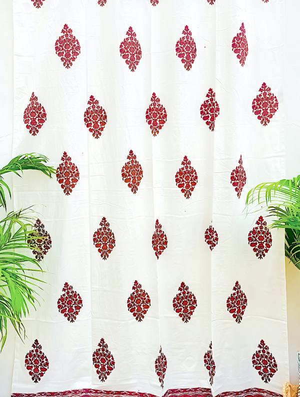 Sliverline Flowers Handblock Printed Cotton Curtain (Length - 84in, Width - 60in)